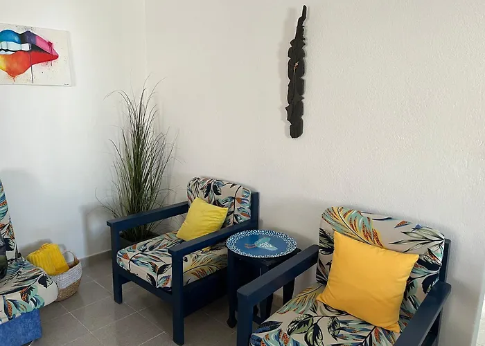 Casa Mar Azul. * Tinajo